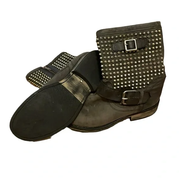 Steve Madden Studded Distressed Look Boots - Picture 2 of 8